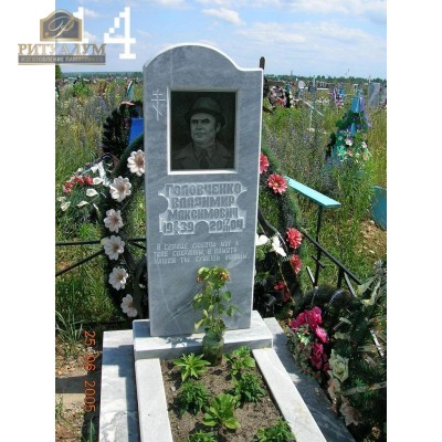 Памятник из мрамора стандарт 44 — ritualum.ru